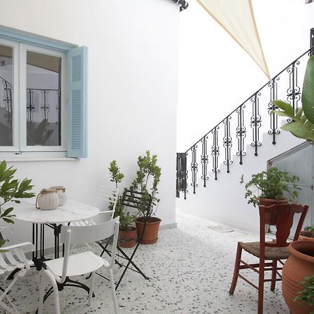 Live In Athens, Thiseio Historic House מראה חיצוני תמונה