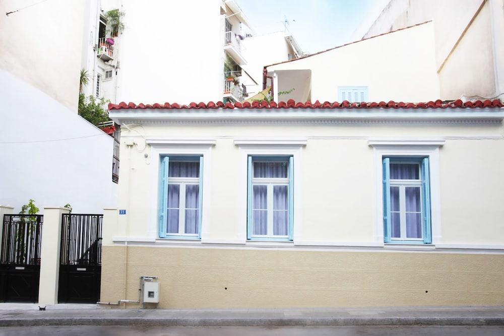 Live In Athens, Thiseio Historic House מראה חיצוני תמונה