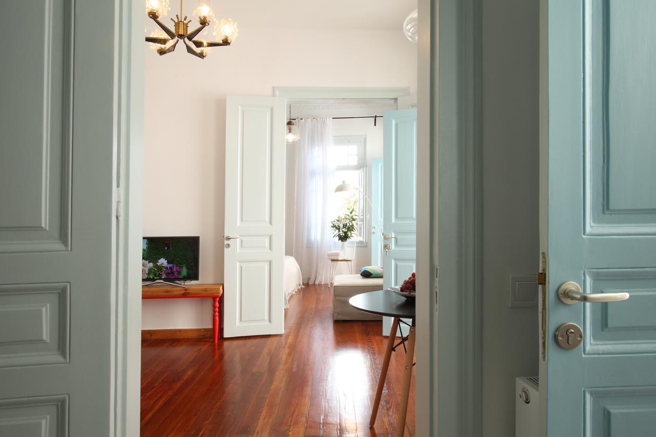 Live In Athens, Thiseio Historic House מראה חיצוני תמונה